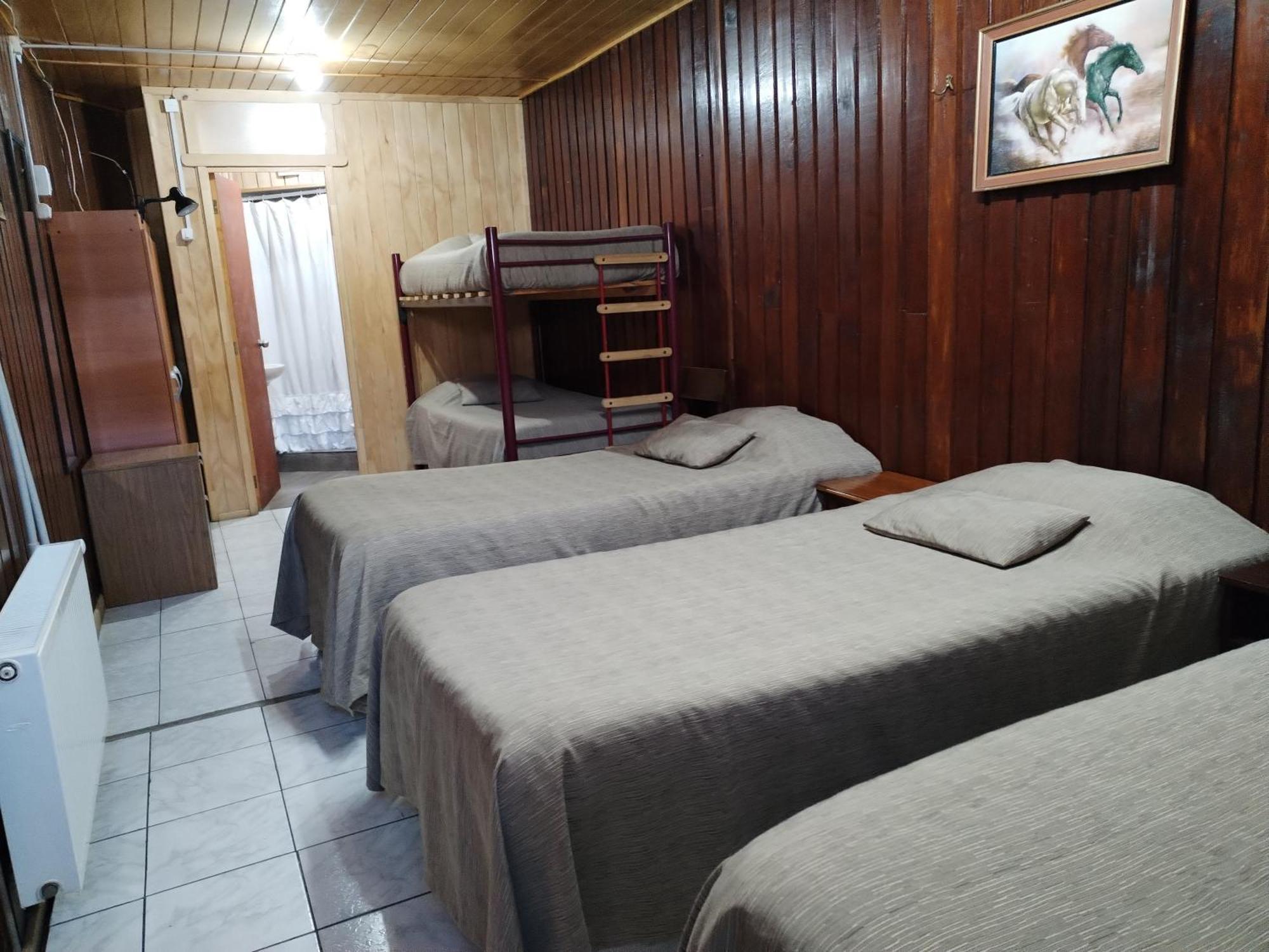 Hostal Copiapo Puerto Montt Rom bilde